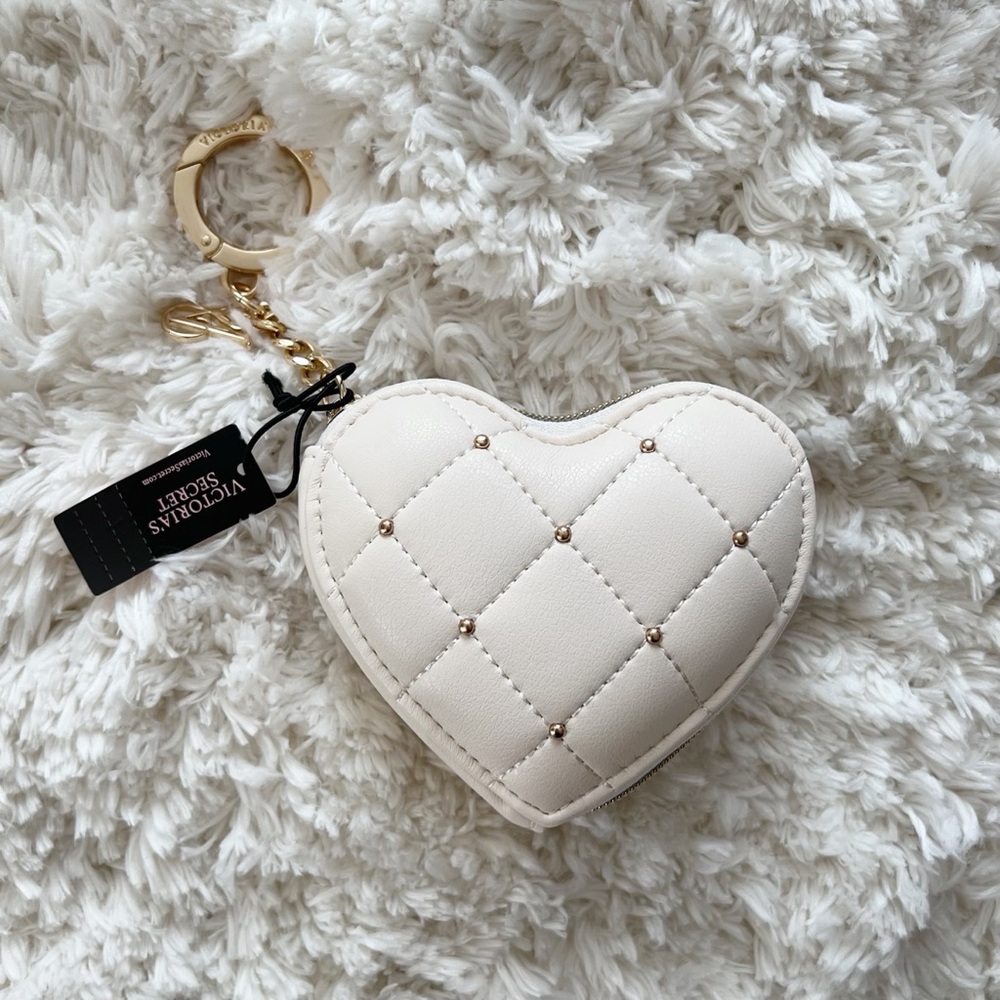 Victoria's Secret Old Studded Cream Quilted Heart Pouch